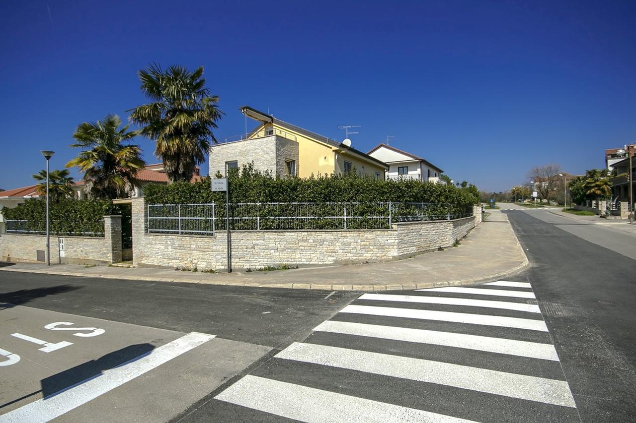 Villa Lidija ポレッチ エクステリア 写真