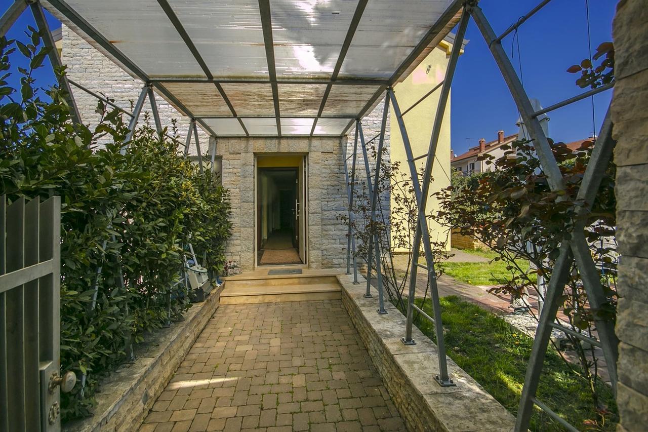 Villa Lidija ポレッチ エクステリア 写真